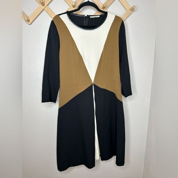 Beatrice b dress size 14 $585 - Picture 1 of 9